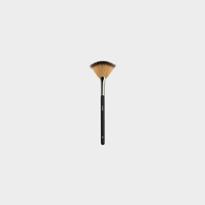 Pune Cosmetics Fan Brush 4045