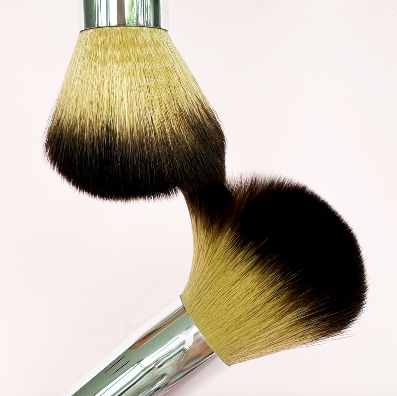 Pune Cosmetics Maxi Powder Brush 4050